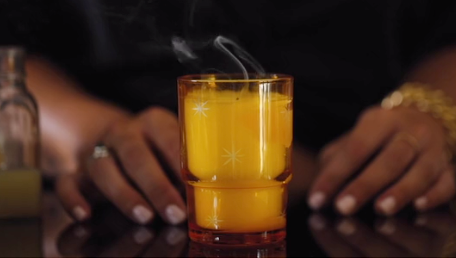 Load video: The making of the sweet orange cocktail recipe from the Noel candle line