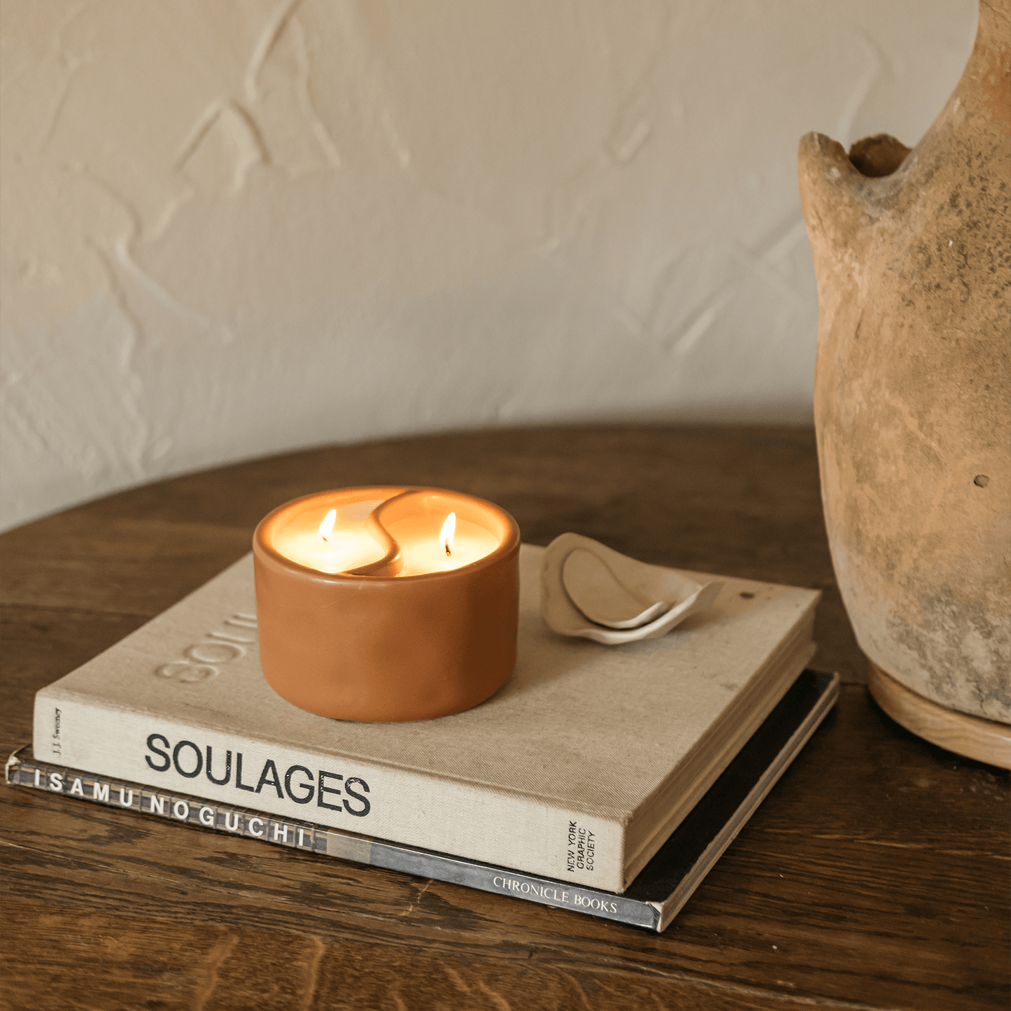 Yin-Yang 11 oz Candle - Golden Coast + Bergamot
