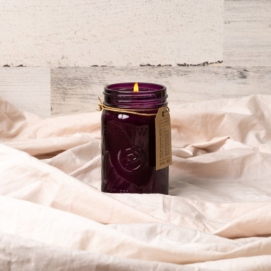 Relish 9.5 oz Candle - Fresh Fig + Cardamom